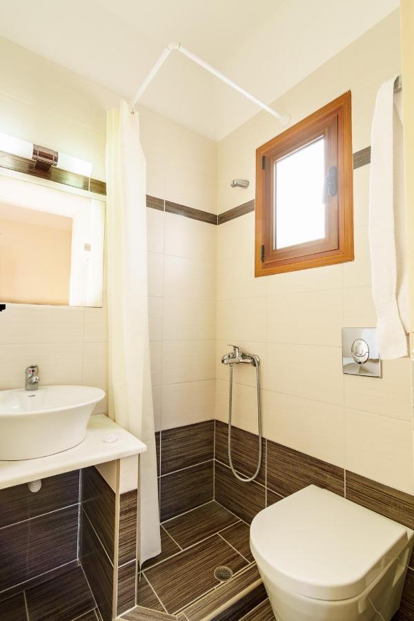Irini Studios Skyros Bagian luar foto