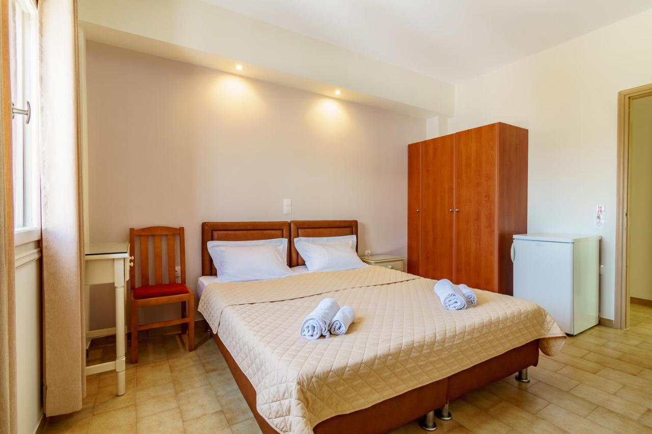 Irini Studios Skyros Bagian luar foto