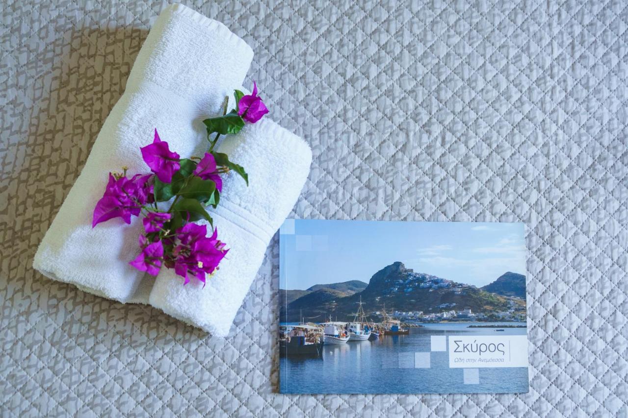 Irini Studios Skyros Bagian luar foto