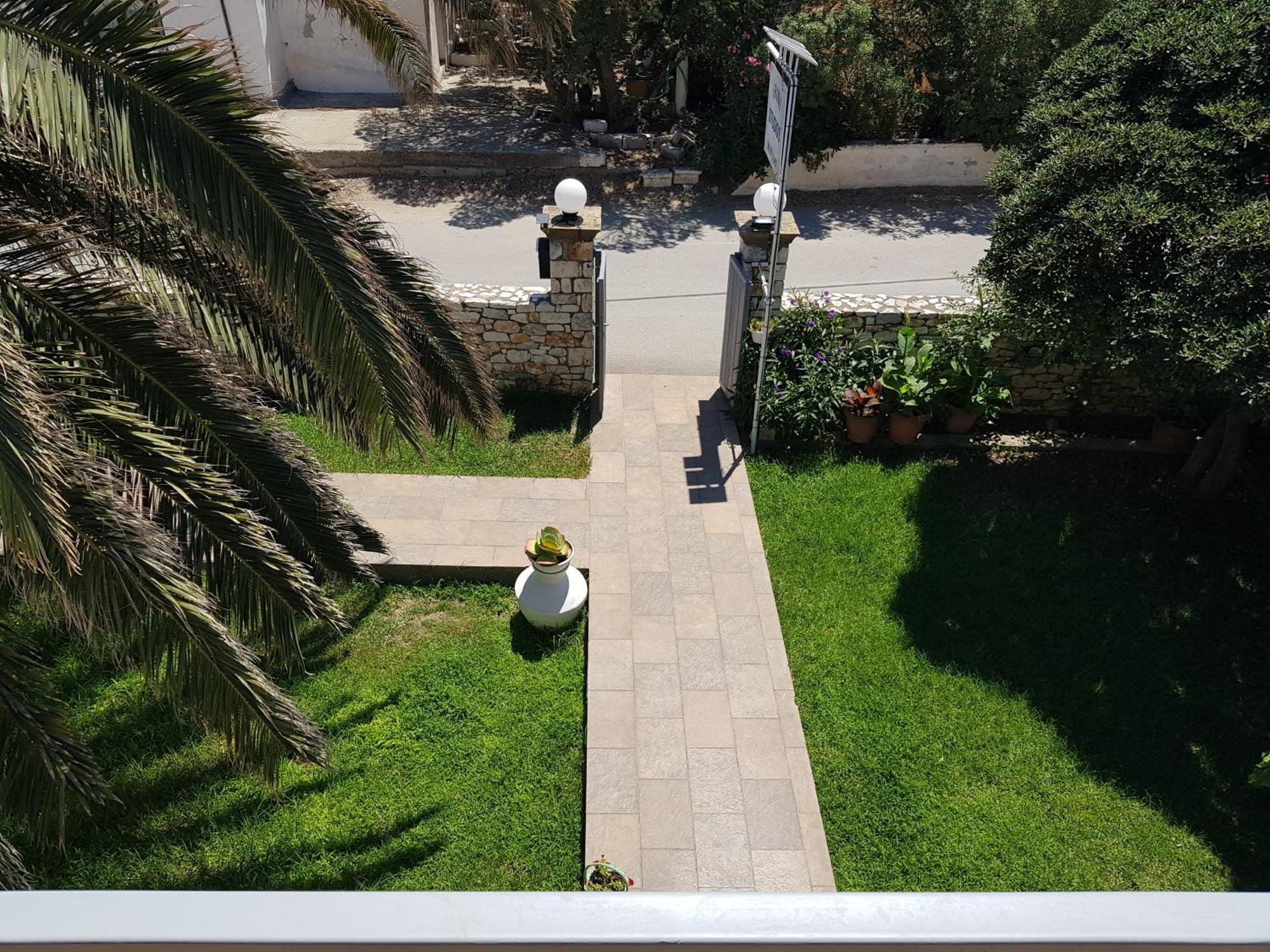 Irini Studios Skyros Bagian luar foto