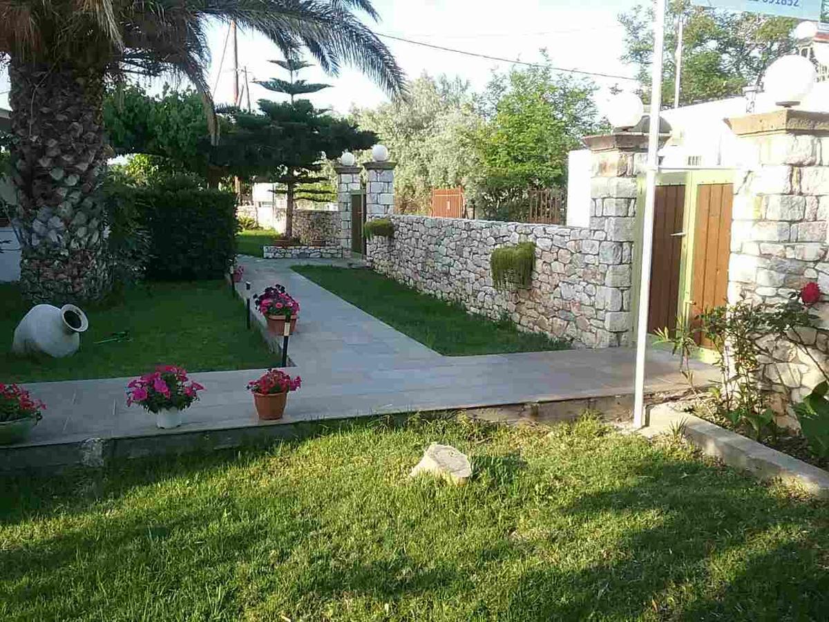 Irini Studios Skyros Bagian luar foto